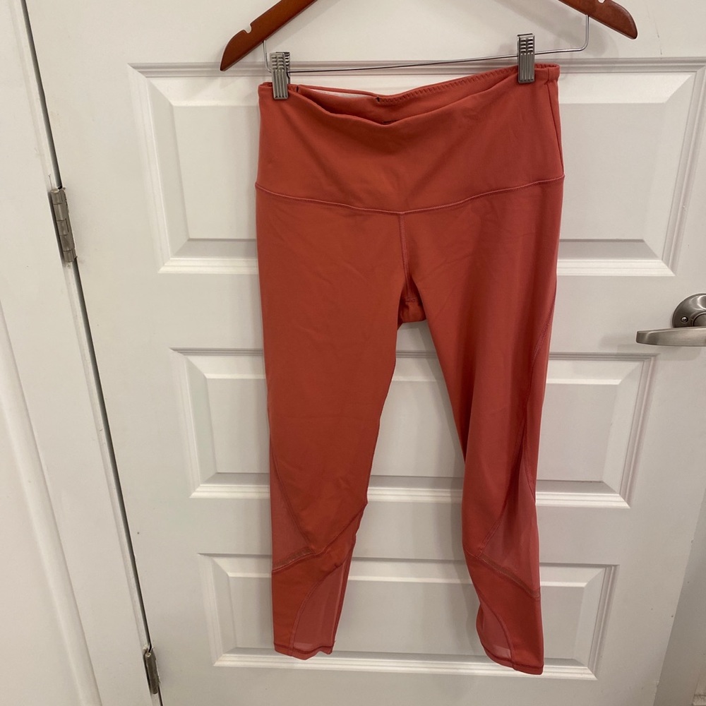 Victoria’s Secret Knockout Leggings